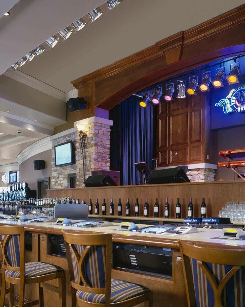 Silver Slipper Casino Hotel (Adults Only) Bay St. Louis Ngoại thất bức ảnh